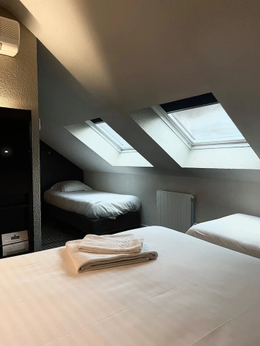Standard room with city view