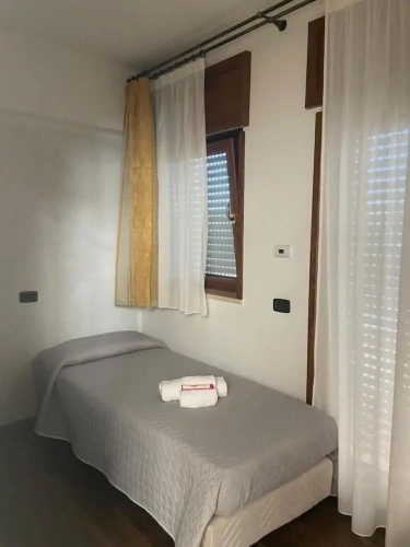 Classic Triple room with mountain view