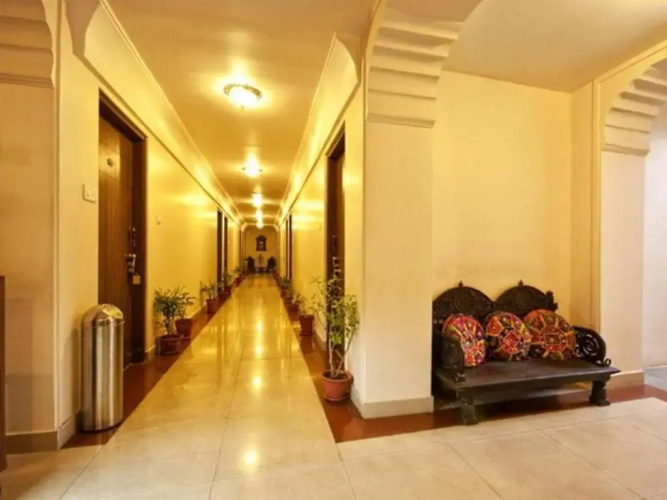Hotel Mayaa Mansion