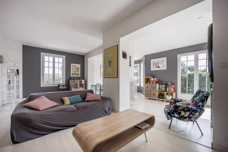 4 Bedrooms Cottage