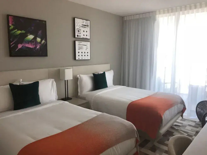Hide Beach Residences