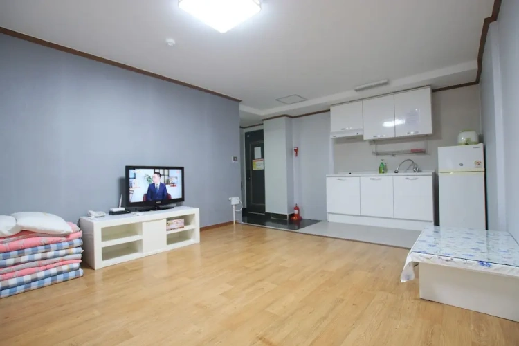 Standard Family room