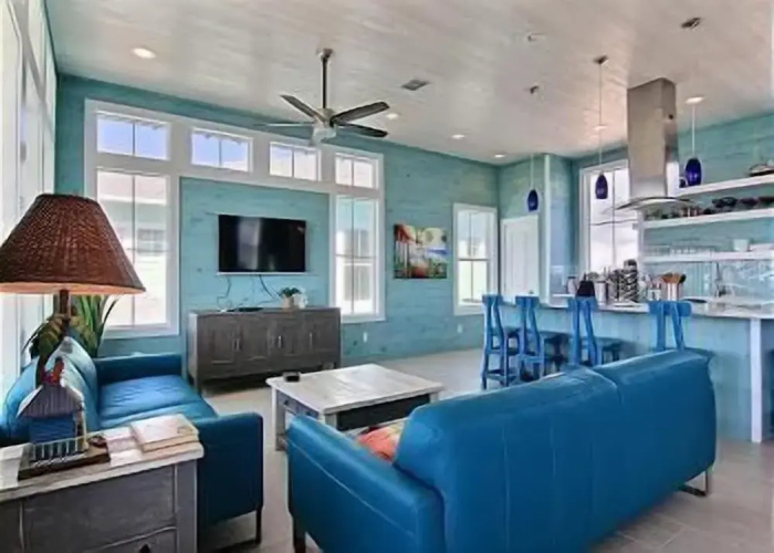 Gulfwaters Beachfront Resort 101 102