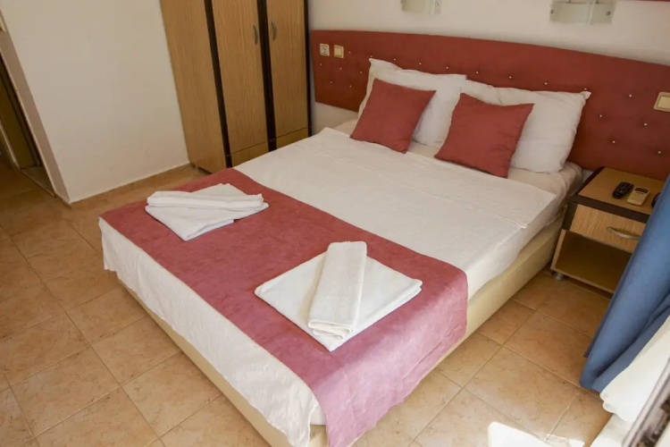 Zeybek Hotel