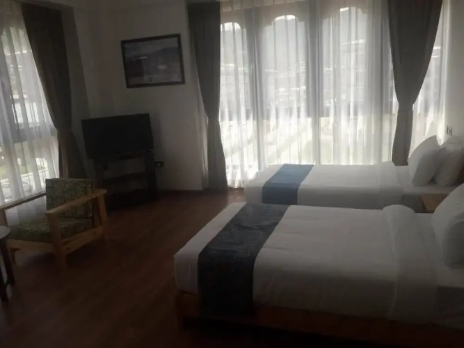 Hotel River Valley