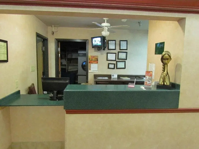Western Inn & Suite Hampton