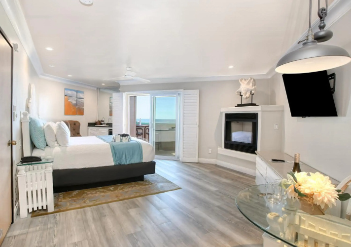 SeaVenture Beach Hotel