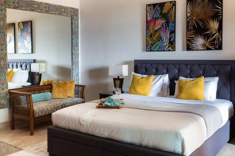 Frank Porter - Fairmont Palm Residences