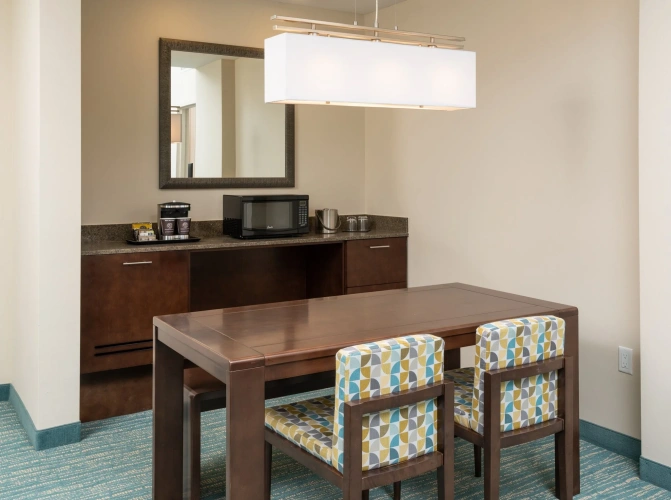2 Bedrooms Double Suite