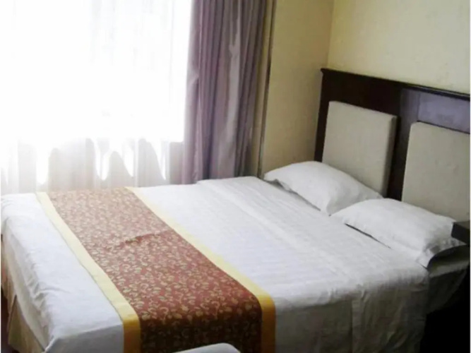 Dalian Longsheng Hostel