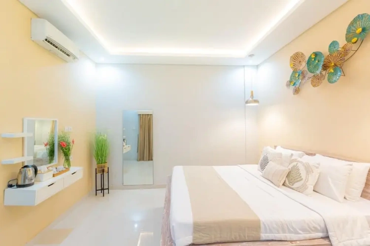 Deluxe Triple room with balcony