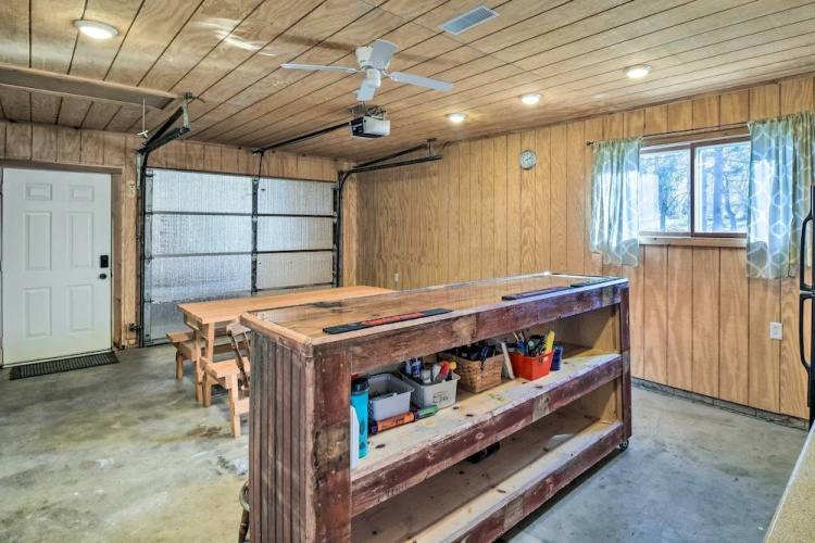 Riverfront Dixon, Illinois, Vacation Rental!