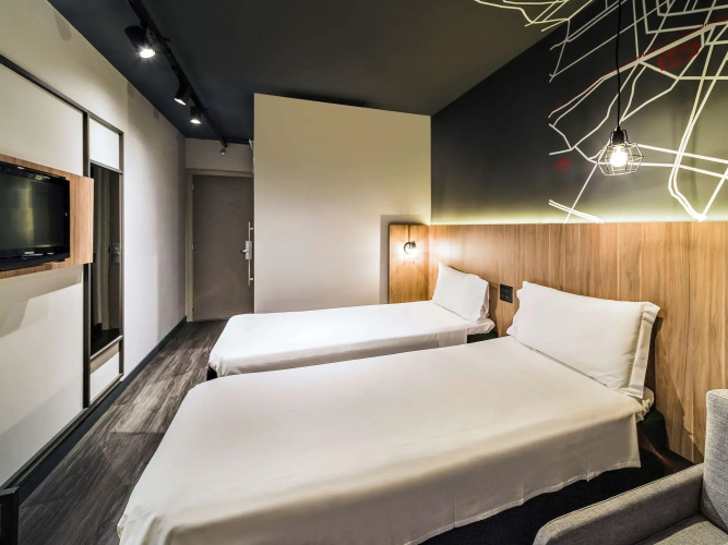 ibis Curitiba Batel