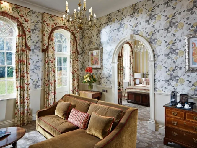 1 Bedroom Suite with garden view