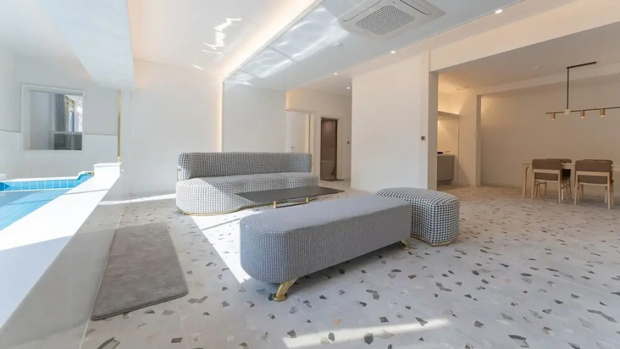 Den Basta Forest Hotel