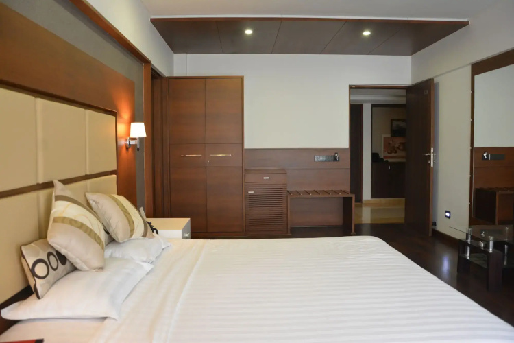 Platinum Residency