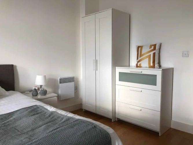 2 Bedrooms Executive Apartment with harbour view