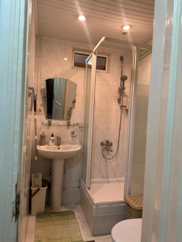 Yerevan nice apartment with balcony for rent