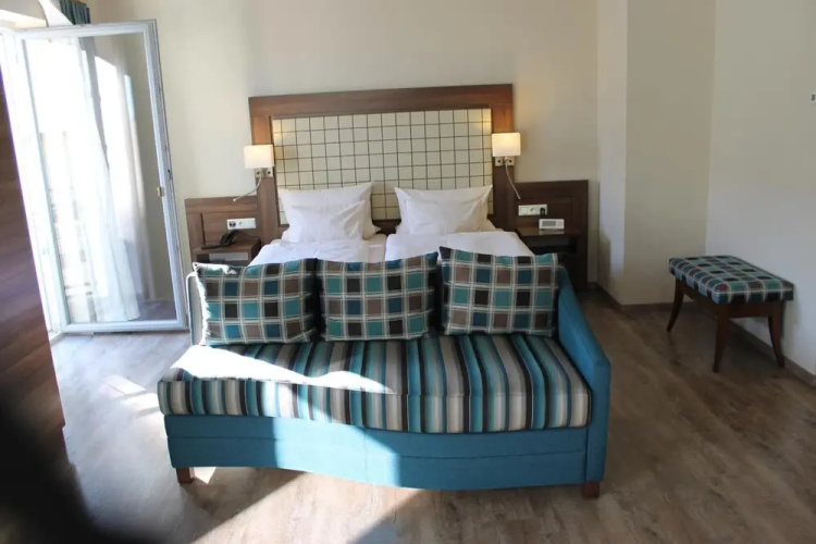 Hotel Number One