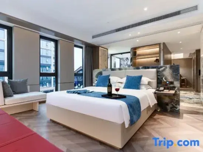 Executive Suite with view