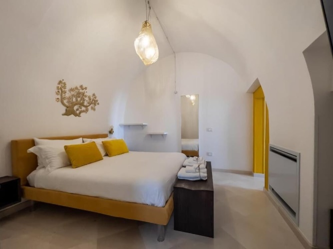 Deluxe Double room with balcony and with city view