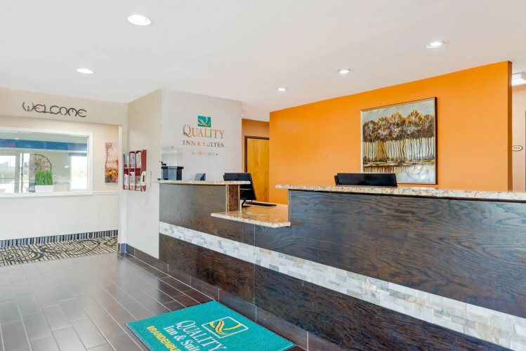 Quality Inn & Suites
