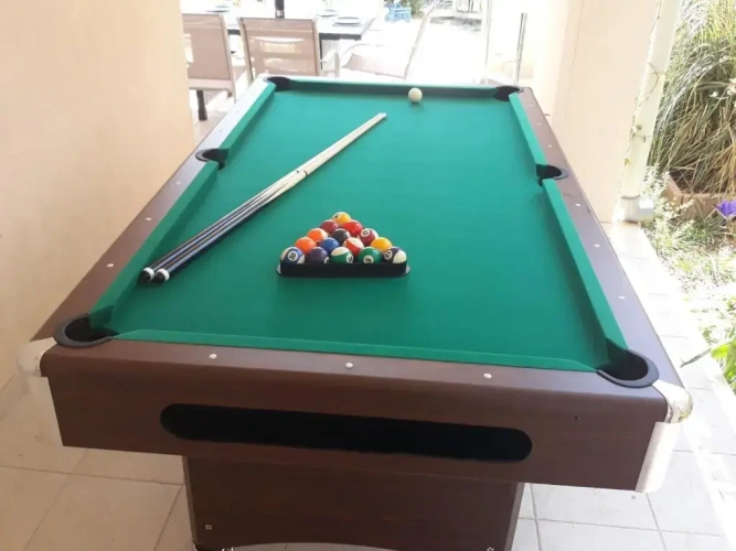 3 Bedrooms Apartment