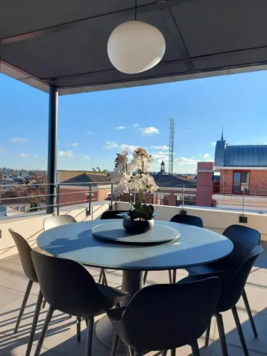 Penthouse Saint Edward