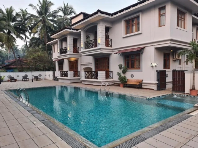 2 Bedrooms Apartment with pool view