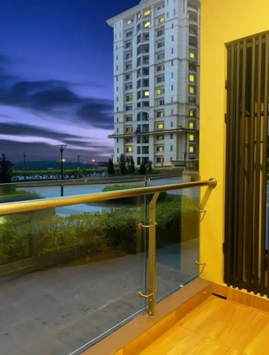 Cozy City Big studio Riverine Diamond