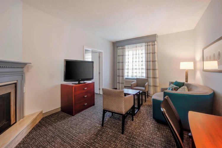 1 Bedroom Executive Suite