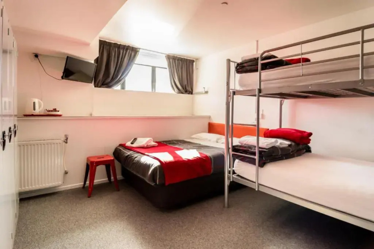 Urbanz - Hostel