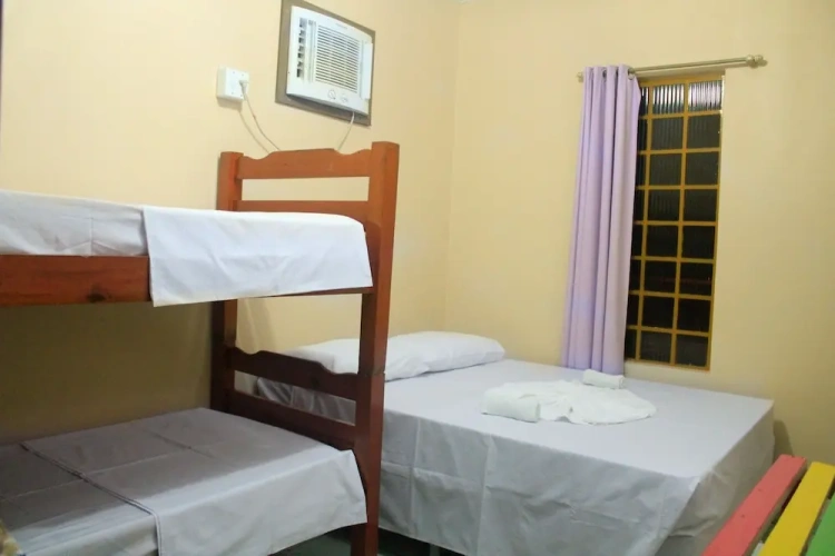 Standard Triple room with balcony