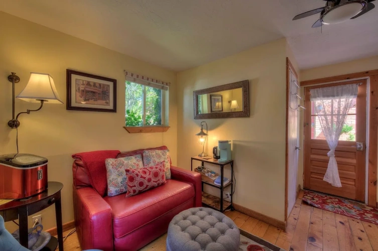 Double Cottage