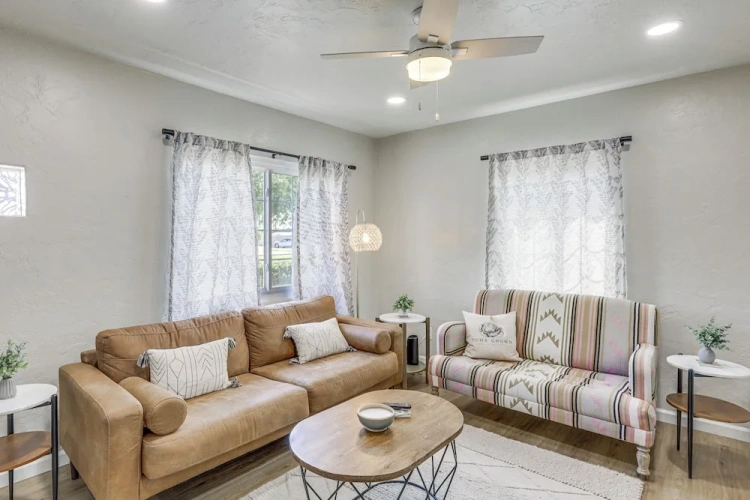 3 Bedrooms Cottage