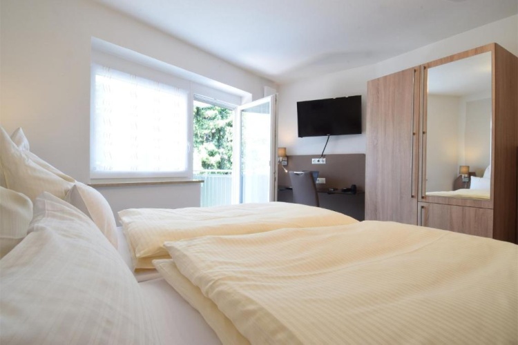 1 Bedroom Double Apartment