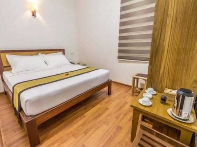 Hotel 7 Mile
