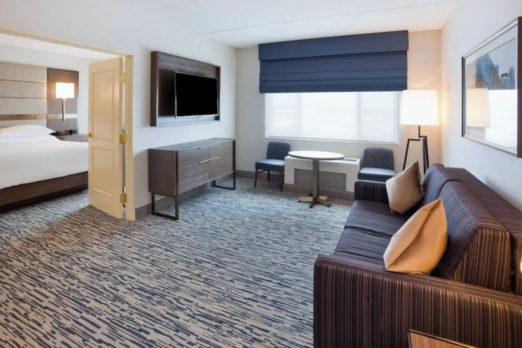 Double Club Suite