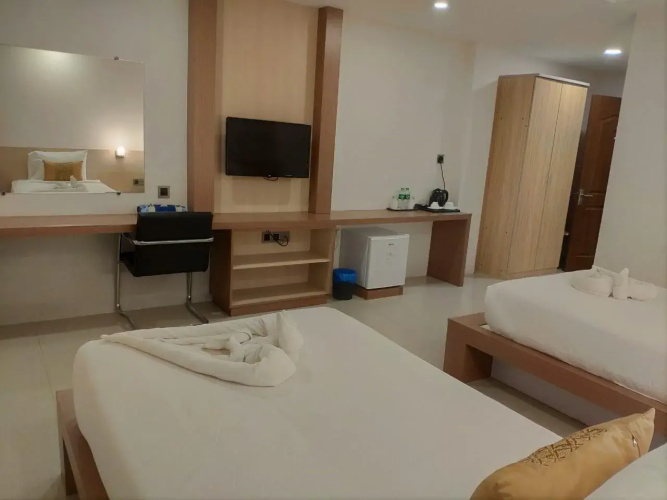 Serene Valley Hotel