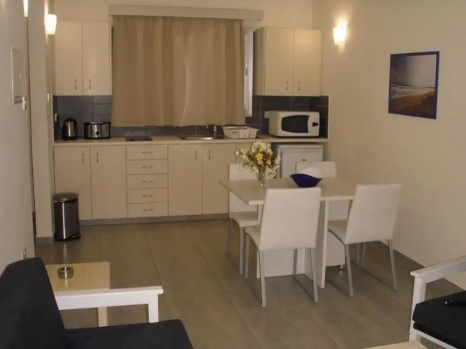 1 Bedroom Deluxe Double Apartment
