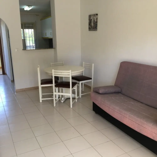 2 Bedrooms Apartment with balcony