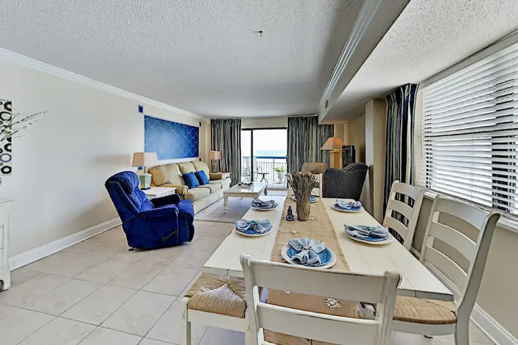 607ocean 2 Bedroom Condo