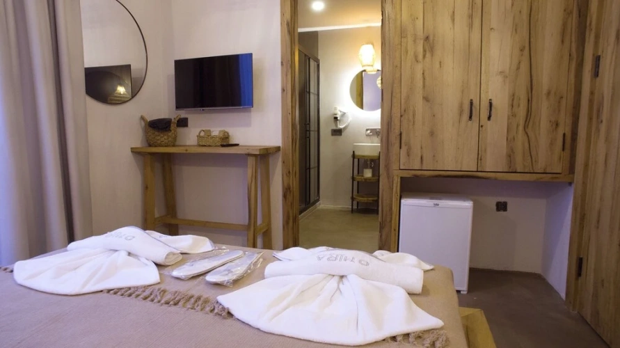 Economy room