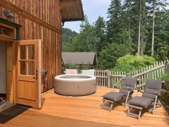 3 Bedrooms Cottage