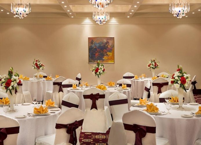 City Seasons Suites Dubai photo 34