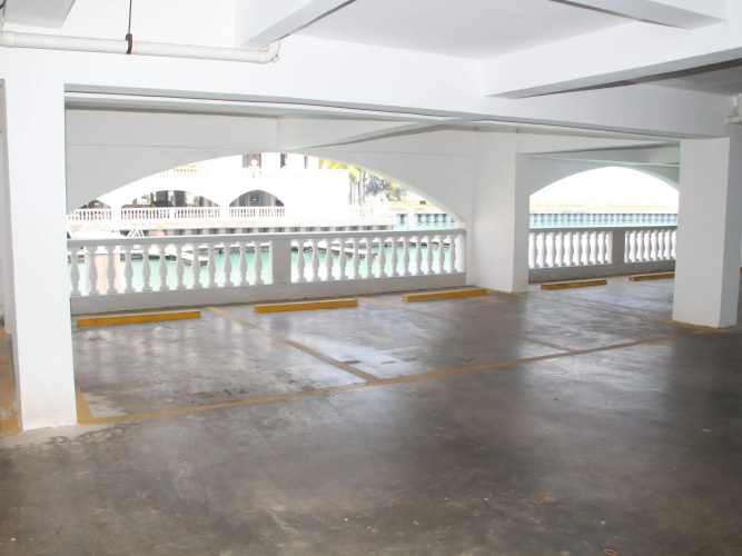Marina Crescent Condominium