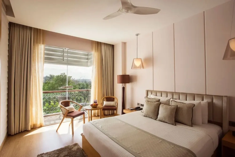 Executive room with balcony