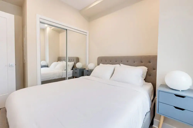 Mont Royal Suites