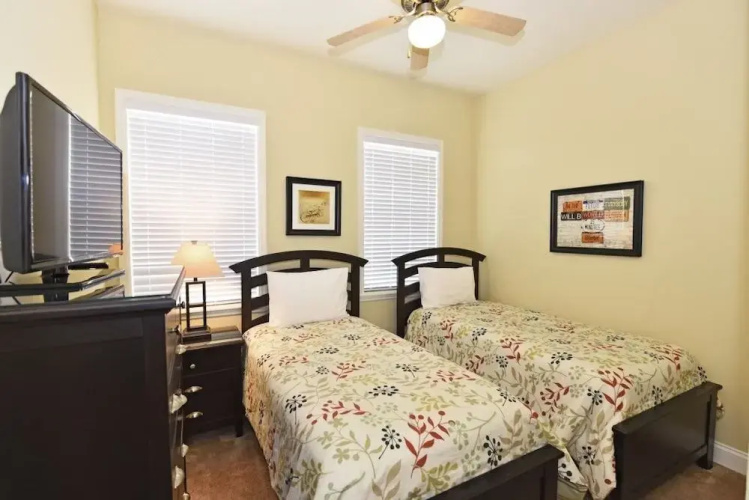 7521 Mourning Dove Circle, Unit 304