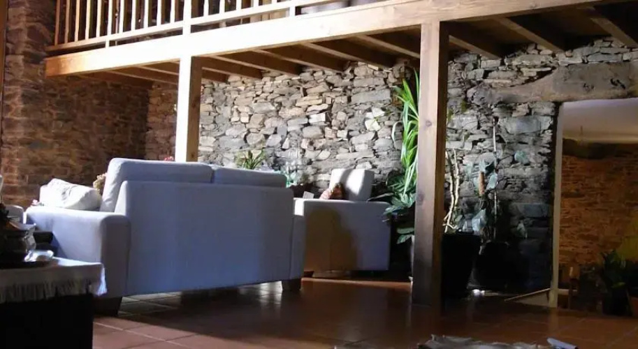 Casa Dos Pinelas